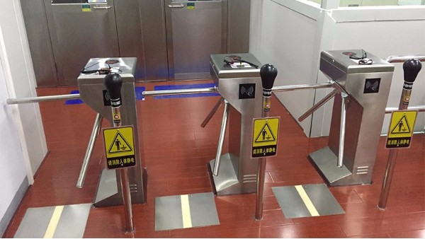 閘機維修之三輥閘常見故障維修